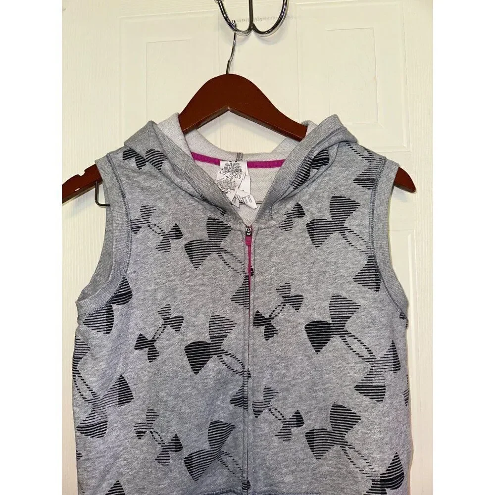 Under Armour Gray & Pink Zip Up Hoodie Vest  Size Youth XL‎